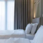 Noem Tirana