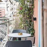 Noem 4* Tirana